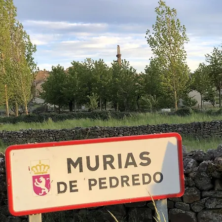 Mis Antepasados Holiday home Murias de Pedredo
